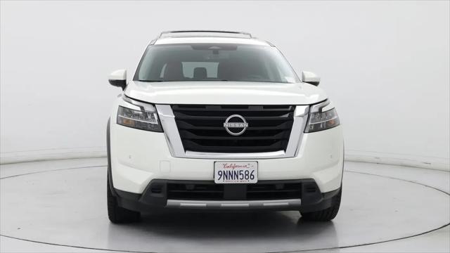 2024 Nissan Pathfinder Platinum FWD