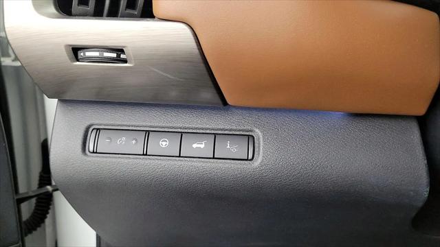 2024 Nissan Pathfinder Platinum FWD