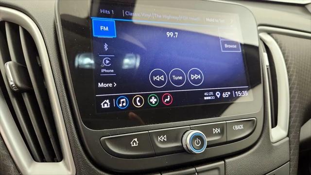2022 Chevrolet Malibu FWD LT