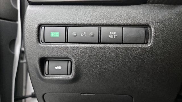 2022 Nissan Sentra SV Xtronic CVT