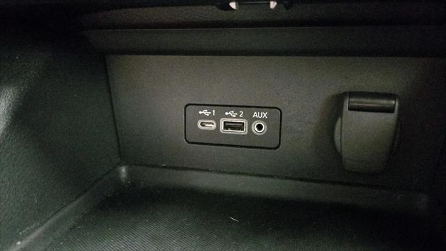 2022 Nissan Sentra SV Xtronic CVT