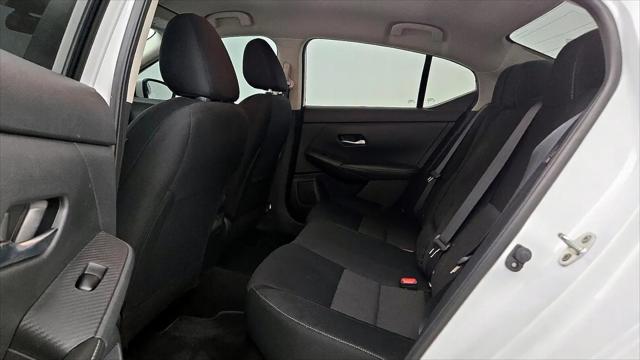 2022 Nissan Sentra SV Xtronic CVT