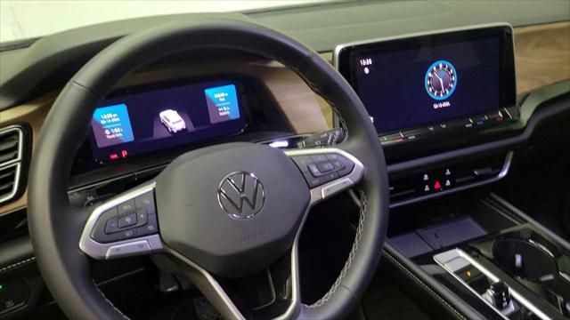 2024 Volkswagen Atlas 2.0T SE w/Technology