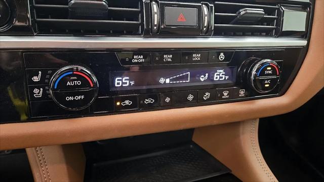 2025 Nissan Pathfinder Platinum FWD
