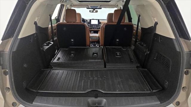 2025 Nissan Pathfinder Platinum FWD
