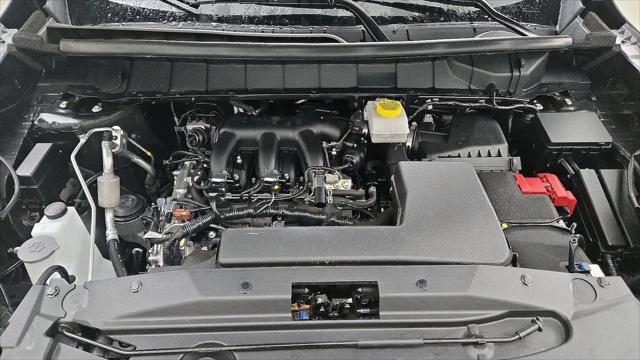 2025 Nissan Pathfinder Platinum FWD