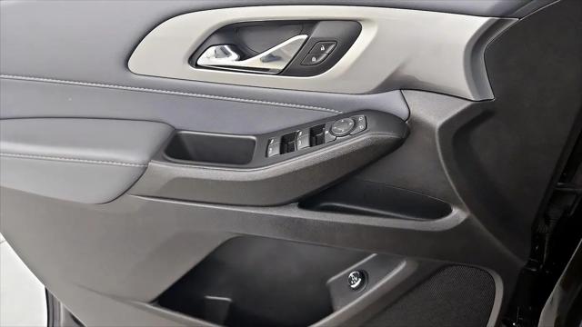 2021 Chevrolet Traverse FWD LT Leather