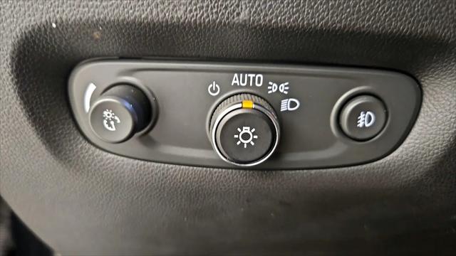 2021 Chevrolet Traverse FWD LT Leather