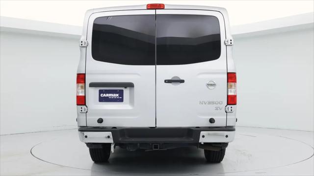2017 Nissan 3500 SV V8
