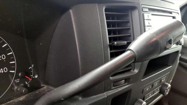 2017 Nissan 3500 SV V8