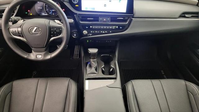 2024 Lexus ES 350 F SPORT Handling