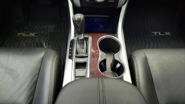 2017 Acura TLX w/Technology Package