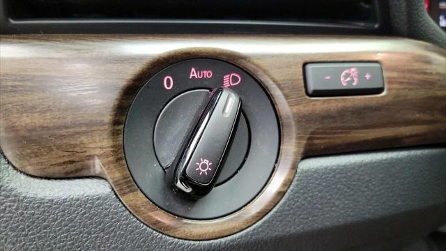 2022 Volkswagen Passat 2.0T Limited Edition