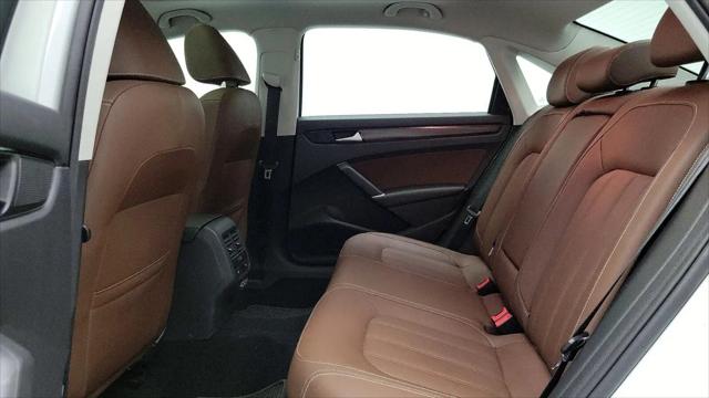 2022 Volkswagen Passat 2.0T Limited Edition