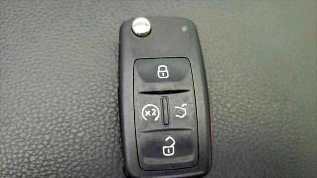 2022 Volkswagen Passat 2.0T Limited Edition