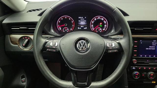 2022 Volkswagen Passat 2.0T Limited Edition