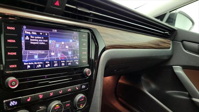 2022 Volkswagen Passat 2.0T Limited Edition