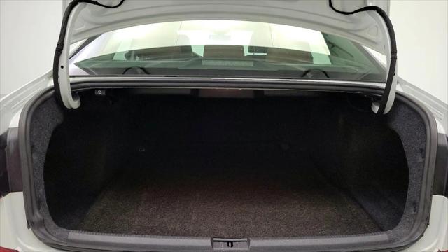 2022 Volkswagen Passat 2.0T Limited Edition