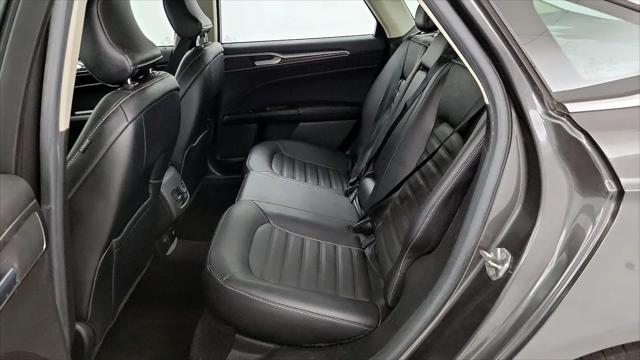 2017 Ford Fusion Hybrid SE