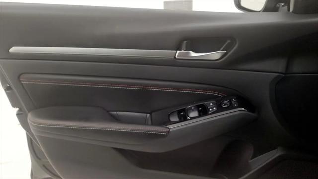 2023 Nissan Altima SR VC-Turbo FWD
