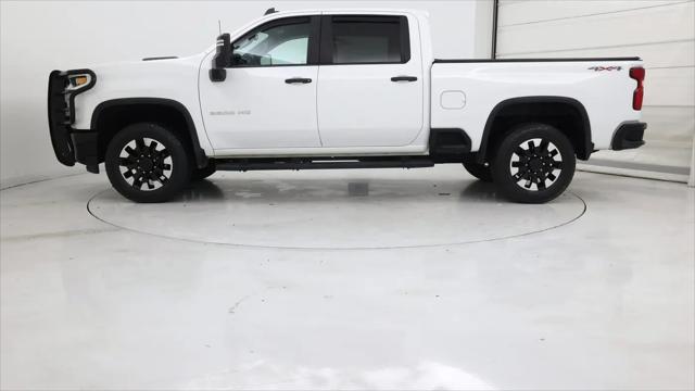 2020 Chevrolet Silverado 2500HD 4WD Crew Cab Standard Bed Custom