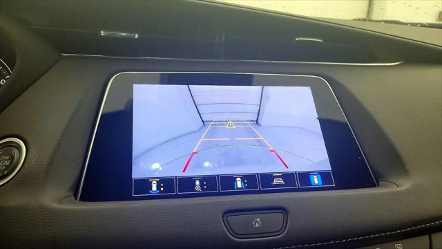 2022 Cadillac XT4 AWD Premium Luxury