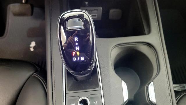 2022 Cadillac XT4 AWD Premium Luxury