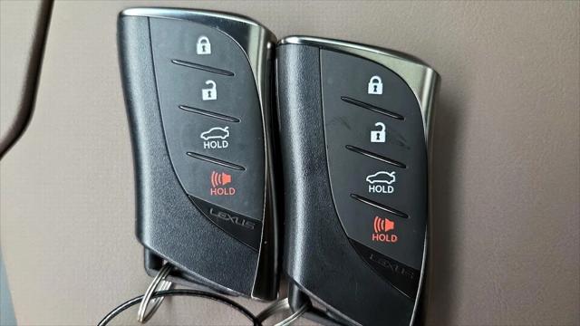 2025 Lexus ES 350 Ultra Luxury