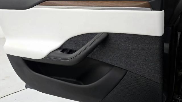 2022 Tesla Model S Dual Motor All-Wheel Drive