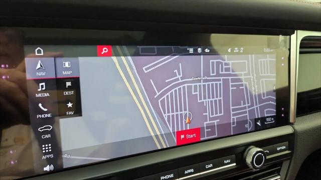 2021 Porsche Macan Macan