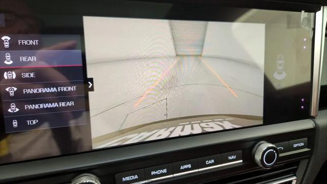 2021 Porsche Macan Macan
