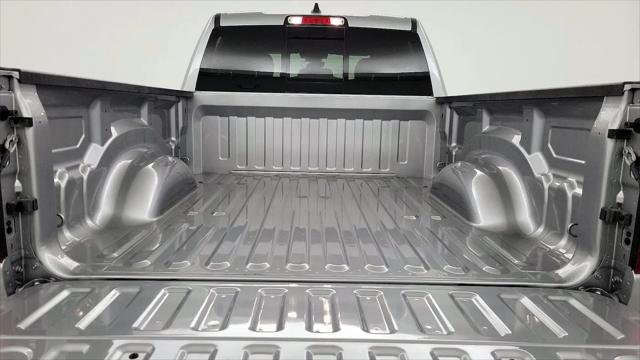 2024 Ram 1500 Lone Star Quad Cab 4x2 6'4" Box
