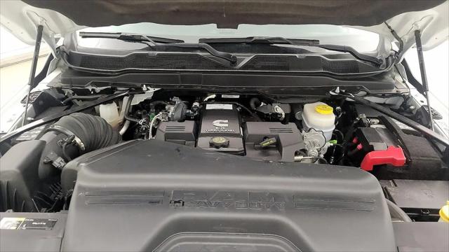 2024 Ram 3500 Tradesman Regular Cab 4x4 8' Box