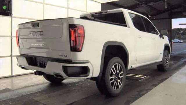 2023 GMC Sierra 1500 4WD Crew Cab Short Box AT4