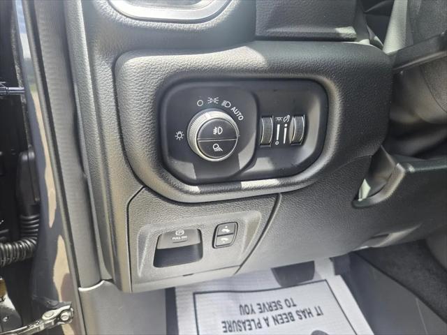 2026 Ram 1500 Big Horn Crew Cab 4x4 57 Box