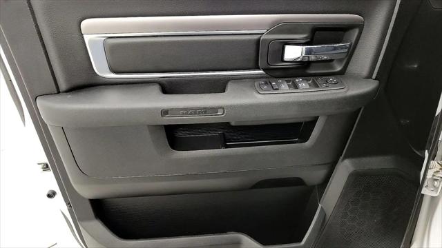 2022 Ram 1500 Classic Warlock Quad Cab 4x4 6'4" Box