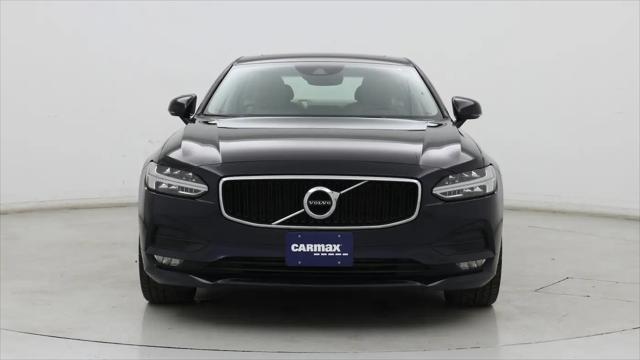2019 Volvo S90 T5 Momentum