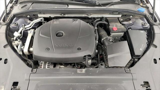 2019 Volvo S90 T5 Momentum