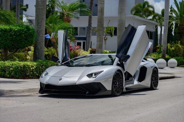 2016 Lamborghini Aventador LP750-4 Superveloce