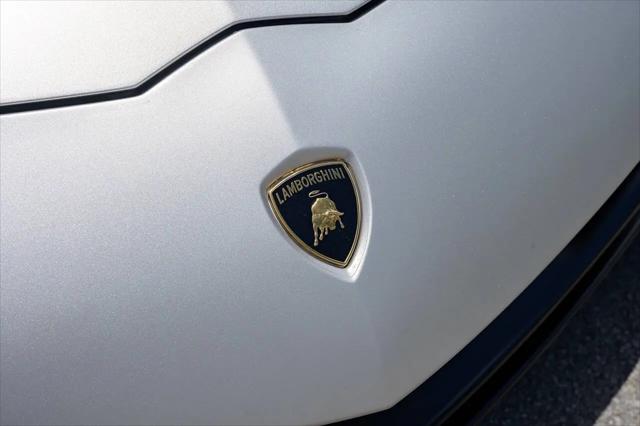 2016 Lamborghini Aventador LP750-4 Superveloce