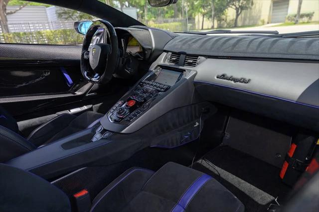 2016 Lamborghini Aventador LP750-4 Superveloce