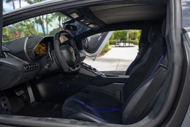 2016 Lamborghini Aventador LP750-4 Superveloce