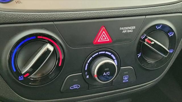 2020 Hyundai Accent SE