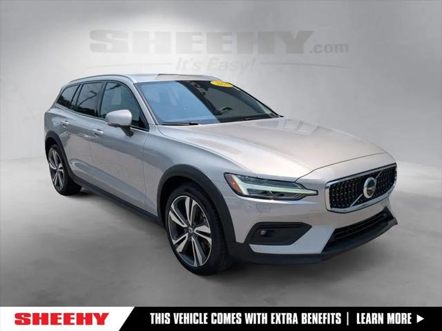 2025 Volvo V60 Cross Country Plus, B5 AWD Gas (mild hybrid) for sale in Cockeyesville, MD