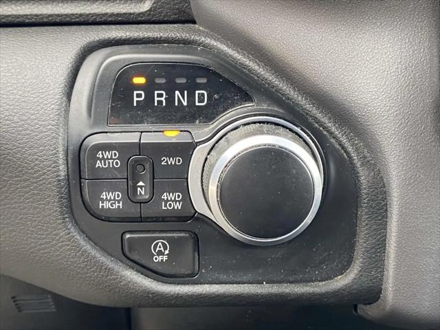 2021 Ram 1500 Big Horn Crew Cab 4x4 5'7" Box