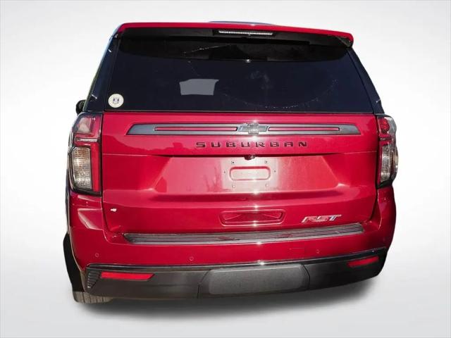 2022 Chevrolet Suburban 4WD RST