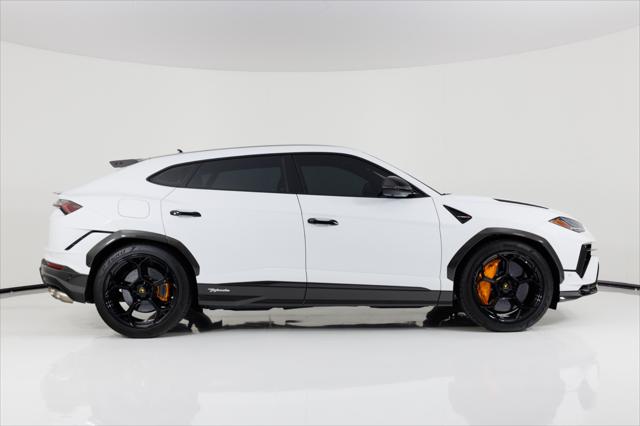 2024 Lamborghini Urus Performante