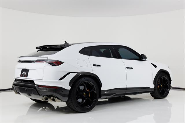 2024 Lamborghini Urus Performante