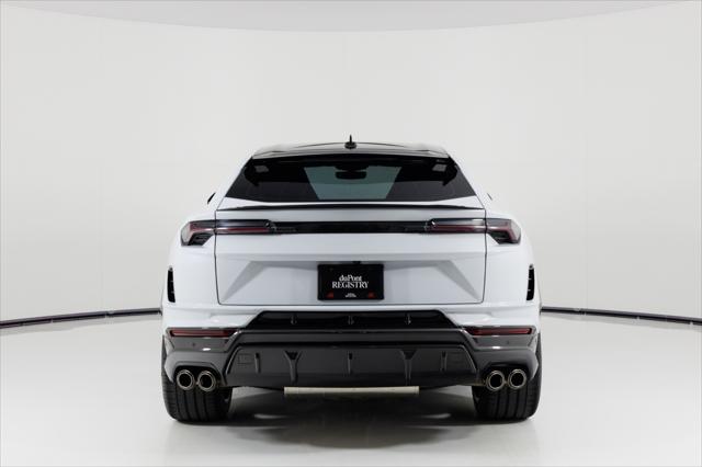 2024 Lamborghini Urus Performante