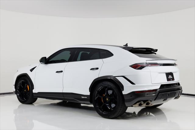 2024 Lamborghini Urus Performante